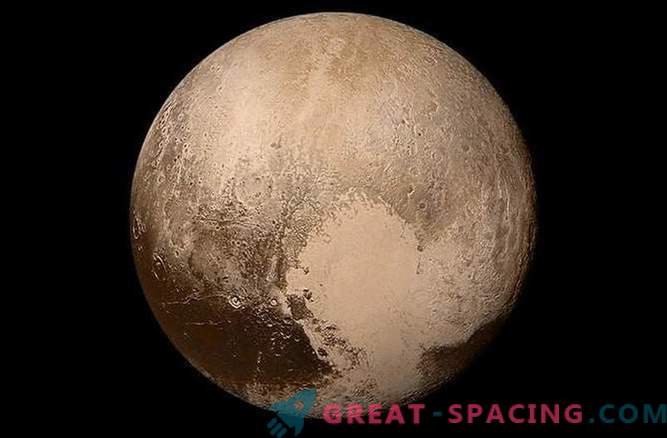 Pluto is een object dat heel erg lijkt op de satelliet van Neptune Triton