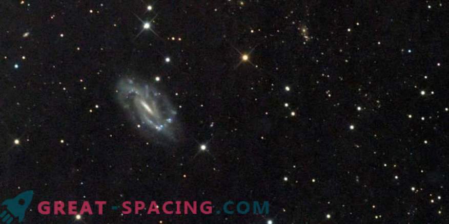 Is er een zeldzaam zwart gat in de melkweg NGC 3319?