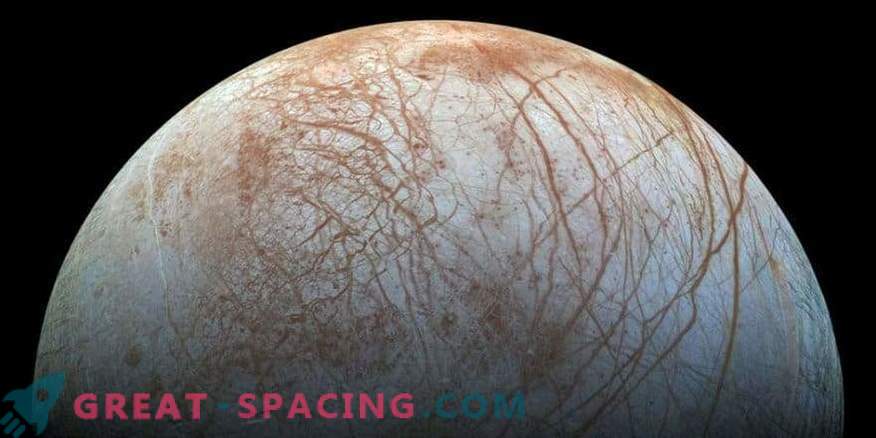 De satelliet van Jupiter verrast wetenschappers met een vreemde koude plek