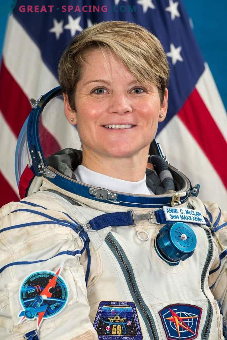 Waarom heeft NASA de ruimtewandeling van twee vrouwelijke astronauten