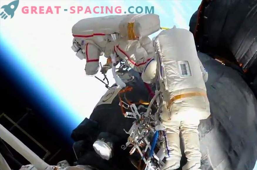 Hoe hebben de astronauten het gat op de Sojoez