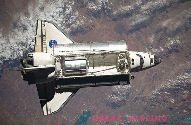 De ruimtevloot aanvullen: foto's