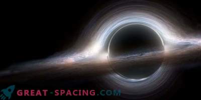 Het materiaal valt in een zwart gat met een snelheid van 90.000 km / sec!