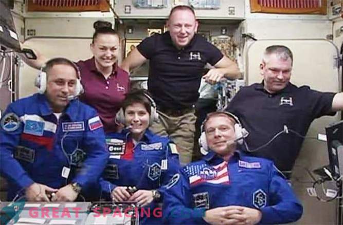 Nieuwe bemanningsleden zijn veilig aangekomen op de ISS