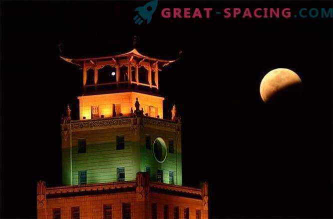 Een selectie van de beste foto's van de maansverduistering