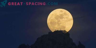 La luna assumerà un colore insolito per la prima volta in 150 anni.
