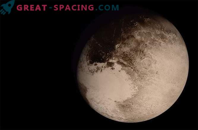 Vlieg over Pluto met de New Horizons-missie