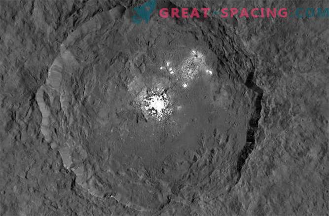 Mysterieuze lichtpuntjes op Ceres veranderen spontaan