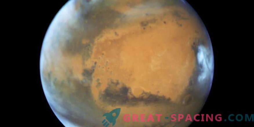 Нов тест от НАСА. Ще се справи ли парашутната система с марсианските условия?