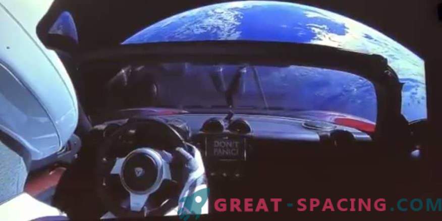 Waarom lanceerde Ilon Musk Tesla in de ruimte
