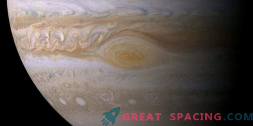 Nieuwe informatie over Jupiter