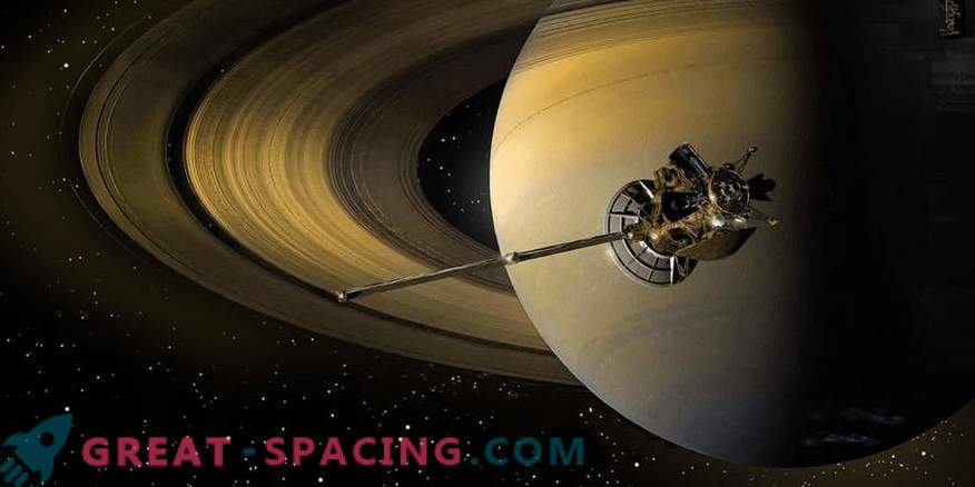 Het Cassini-apparaat brandde in de lucht van Saturn