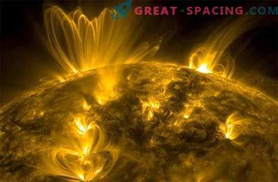 Моќни сончеви ерупции предизвикани од огромни магнетни линии