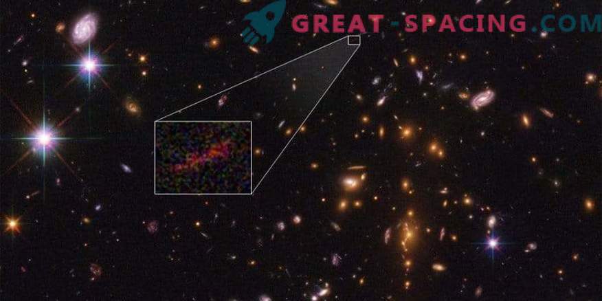 Hubble en Spitzer worden gecombineerd om een ​​beter beeld te krijgen van een verre melkweg