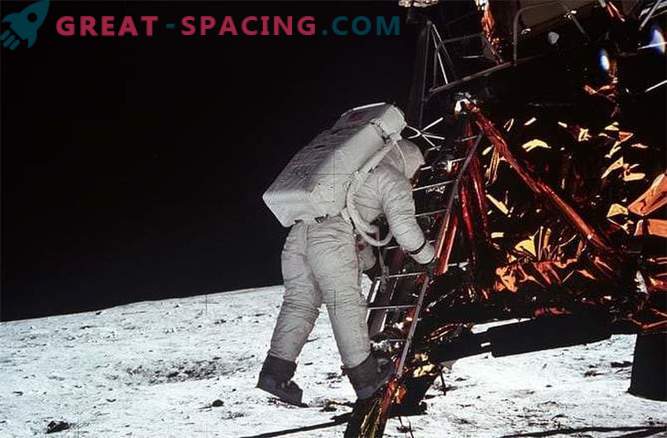 46 jaar geleden kwamen er mensen op de maan.
