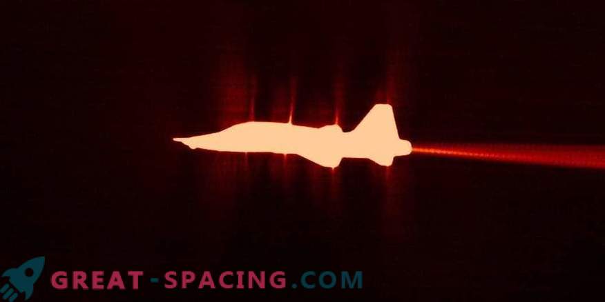 Afbeelding: geluidsaanval van een X-vliegtuig