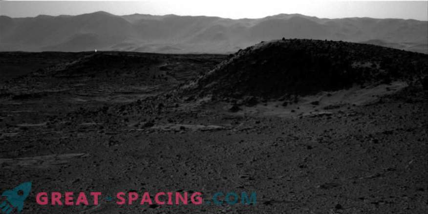 Waarom gloeit Mars? Mysterieus fenomeen van fakkels op de rode planeet