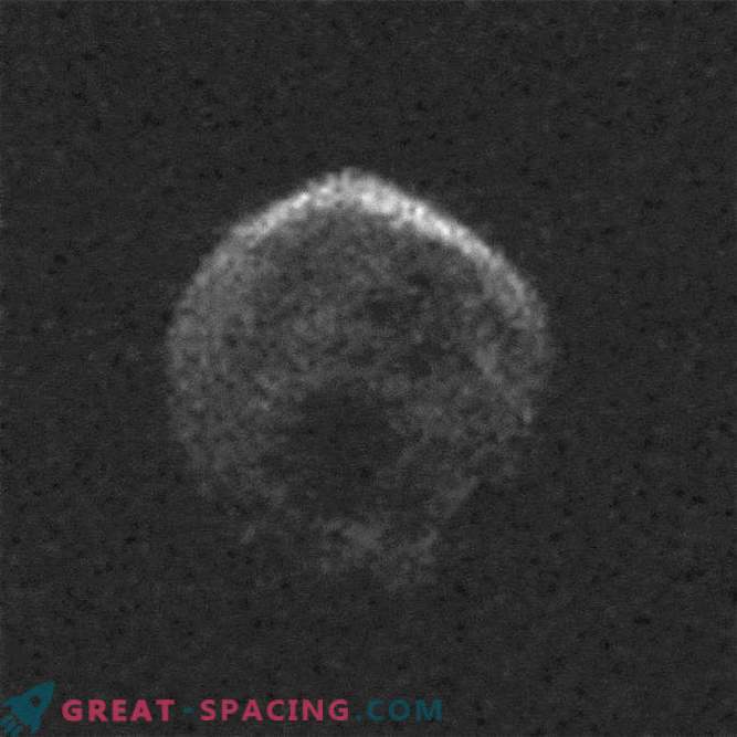 Wetenschappers hebben radarbeelden van een griezelige komeet