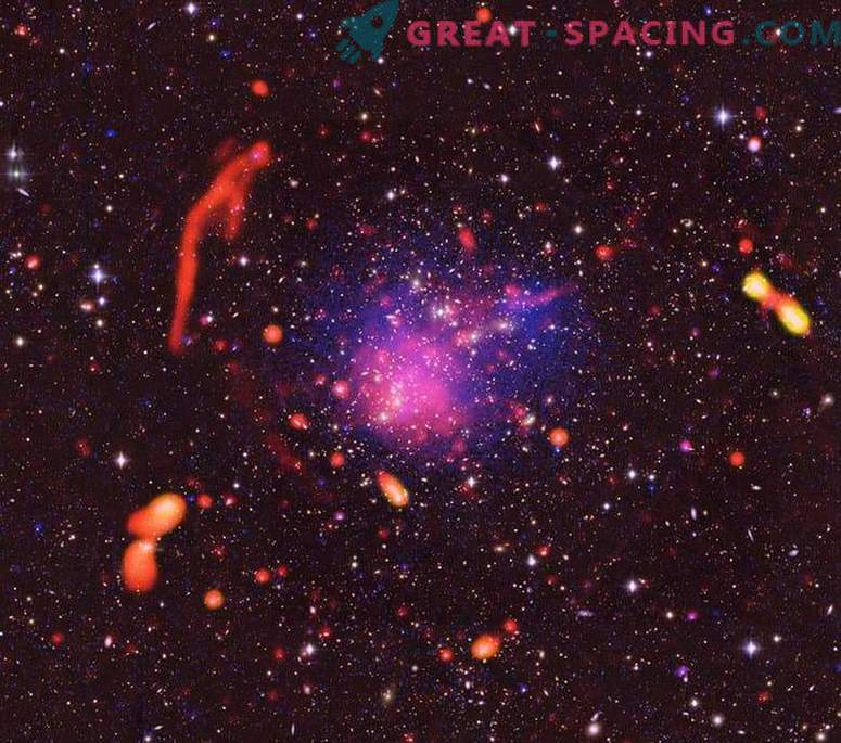 Verbazingwekkende botsingsresultaten van galactische clusters