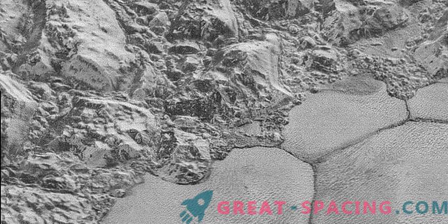 Wetenschappers onthullen de geheimen van de Pluto-duinen